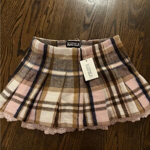 Katie J NYC plaid skirt in size XL - new with tags!